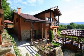 Vila Party House | Cazare Ramnicu Valcea